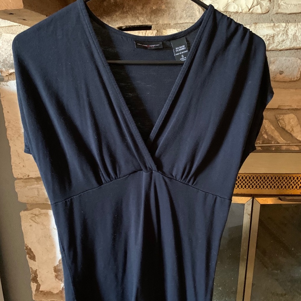 ✨3 for $25✨ New York & Co. top